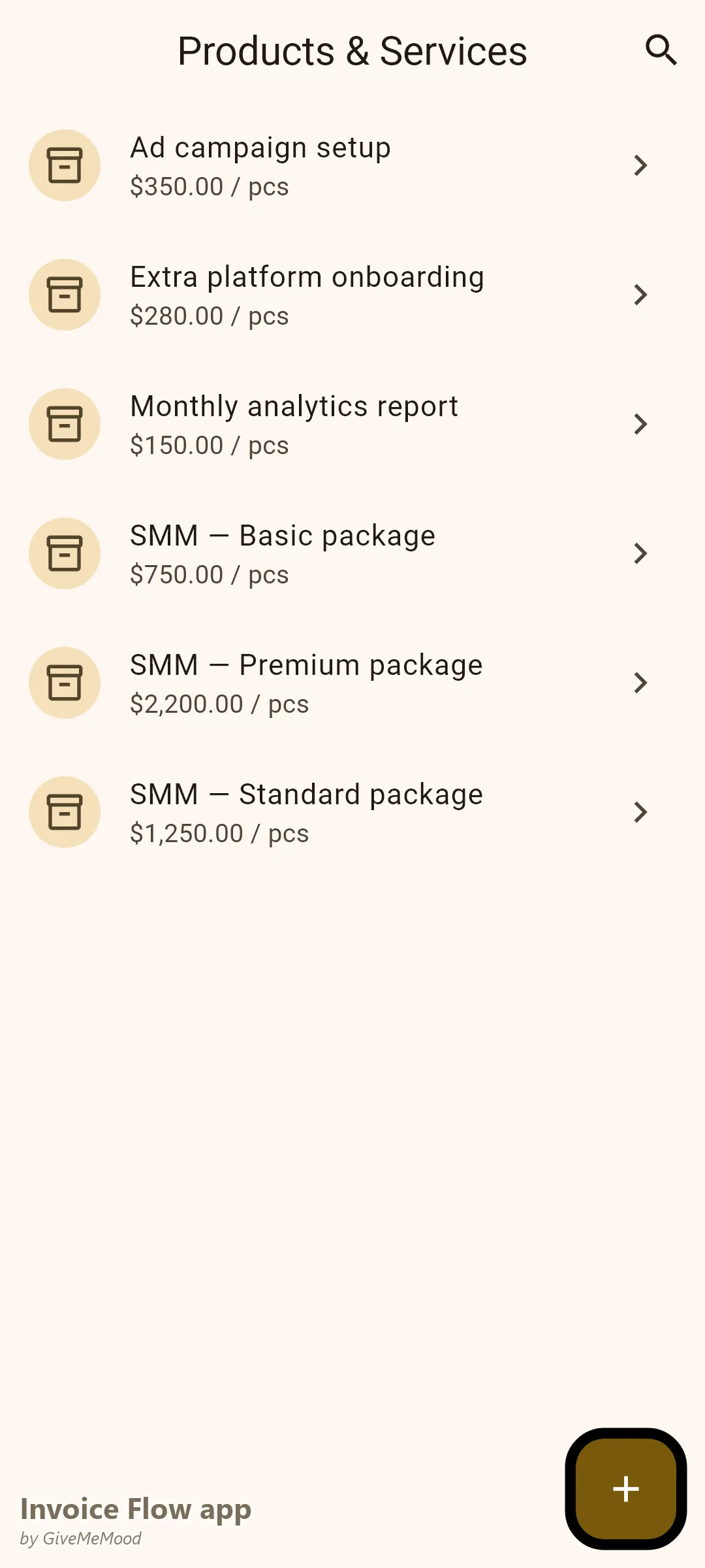 Pantalla de productos de Invoice Flow app con paquetes de SMM — niveles básico, estándar y premium más configuración de campañas, informes de analíticas e incorporación de plataformas