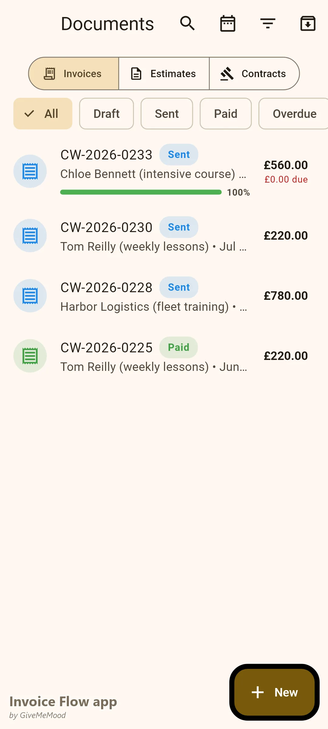 Dokumente eines Fahrlehrers in der Invoice Flow app – ein bezahlter Intensivkurs, eine monatliche Rechnung für wöchentliche Stunden, eine Rechnung für Firmen-Flottentraining und bezahlte Arbeit