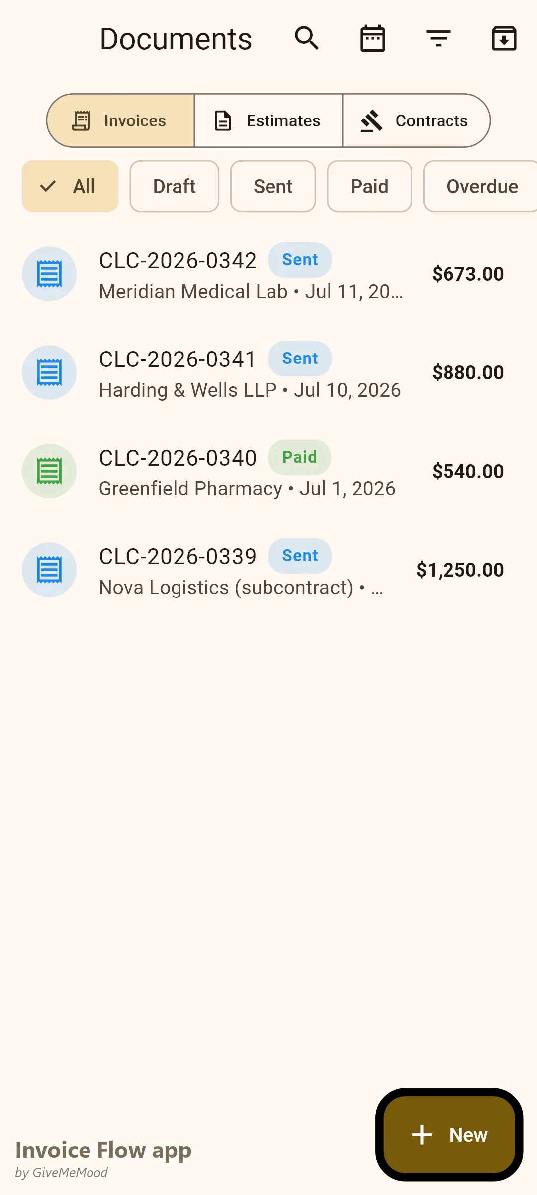 Dokumenty v Invoice Flow app pro kurýrní službu — měsíční účty pro advokátní kancelář, zdravotnickou laboratoř a lékárnu plus subdodávka na poslední míli